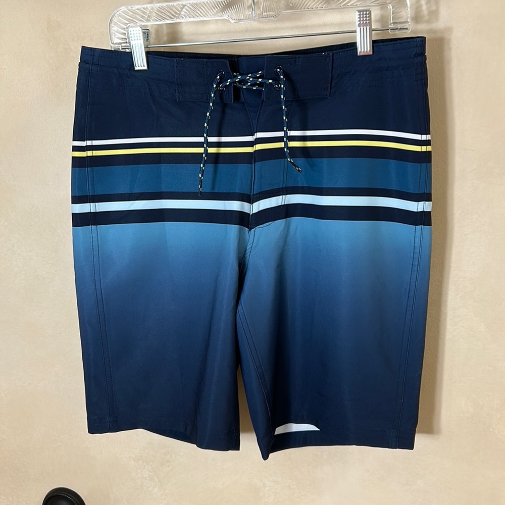 NWOT Old Navy Board Shorts Size 29 waist.
